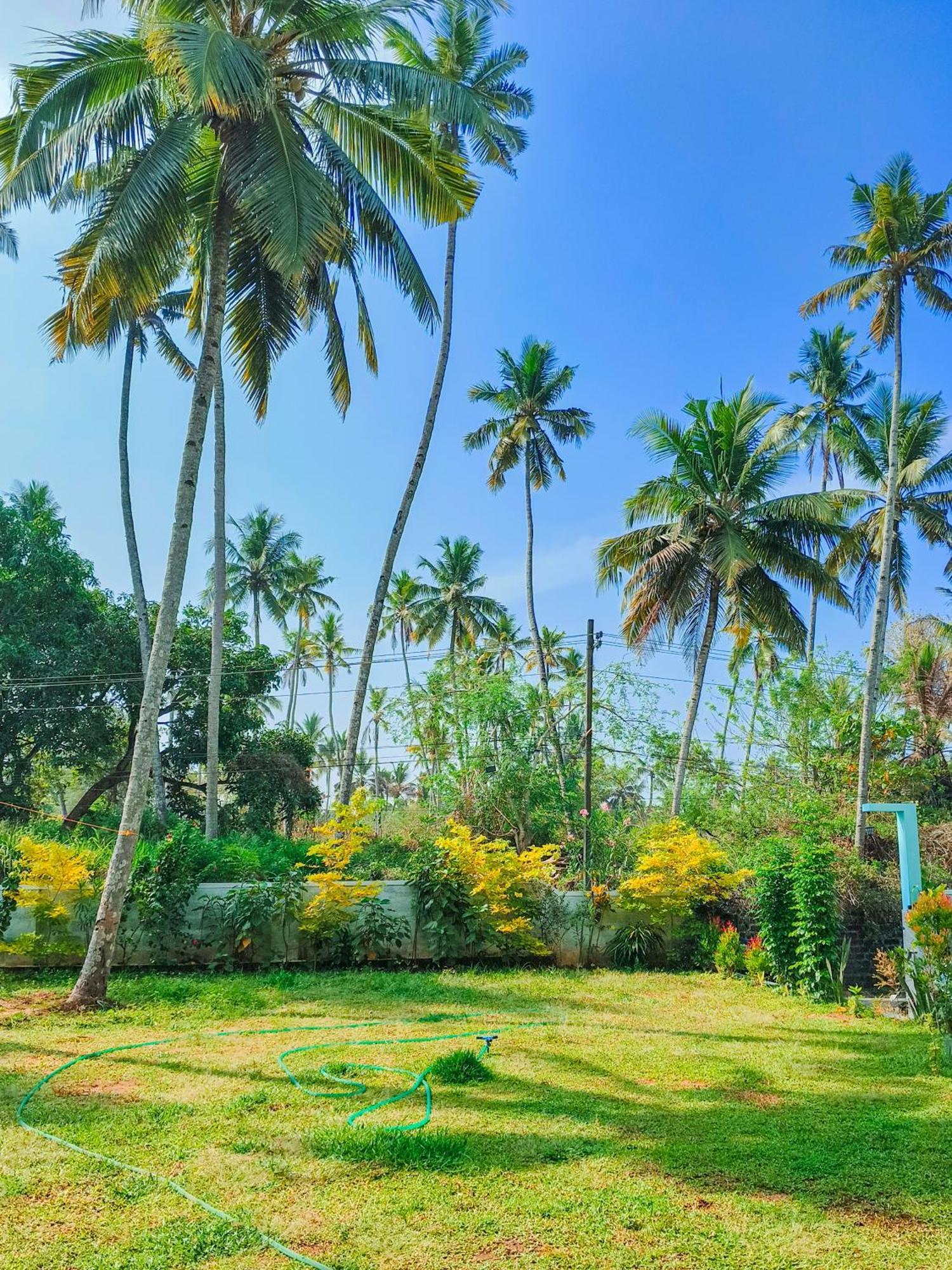 Popple Beach House Varkala Esterno foto